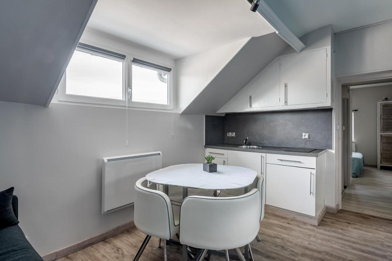 Joli - 4min A Pieds De La Apartment